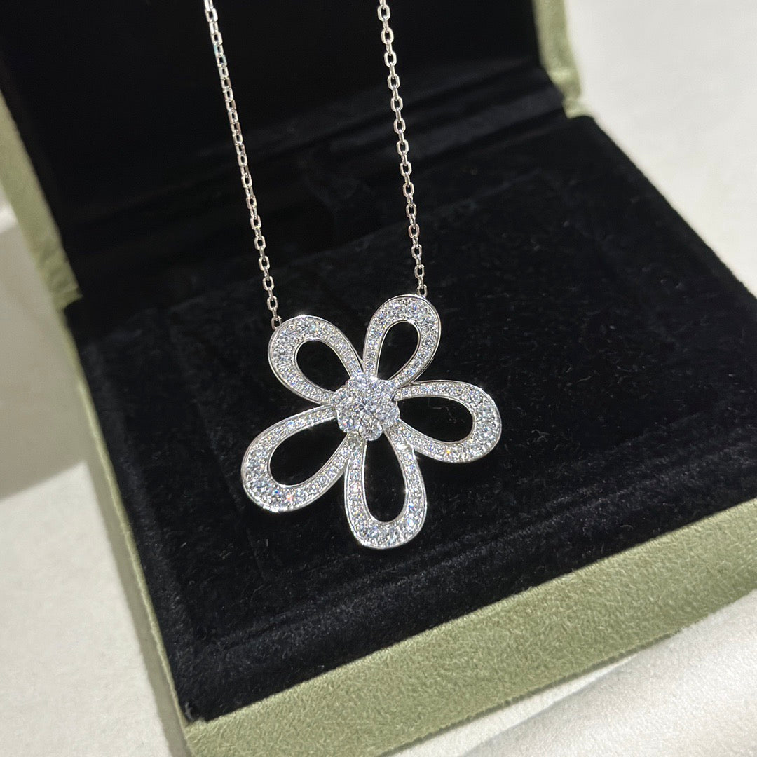 [⭐Shinejoy]FLOWERLACE NECKLACE FULL DIAMONDS