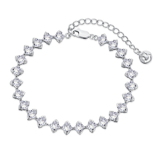 {
  "Shinejoy Jewelry": "シャインジョイ・ジュエリー",
  "0.5 Carat Ornate Princess Cut Daily Bracelet": "0.5カラット オルネート プリンセスカット デイリーブレスレット"
}