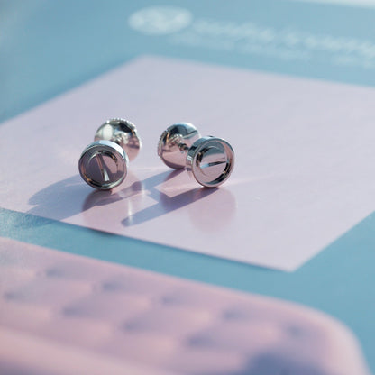 [⭐Shinejoy]LOVE ピアス シルバー 10MM