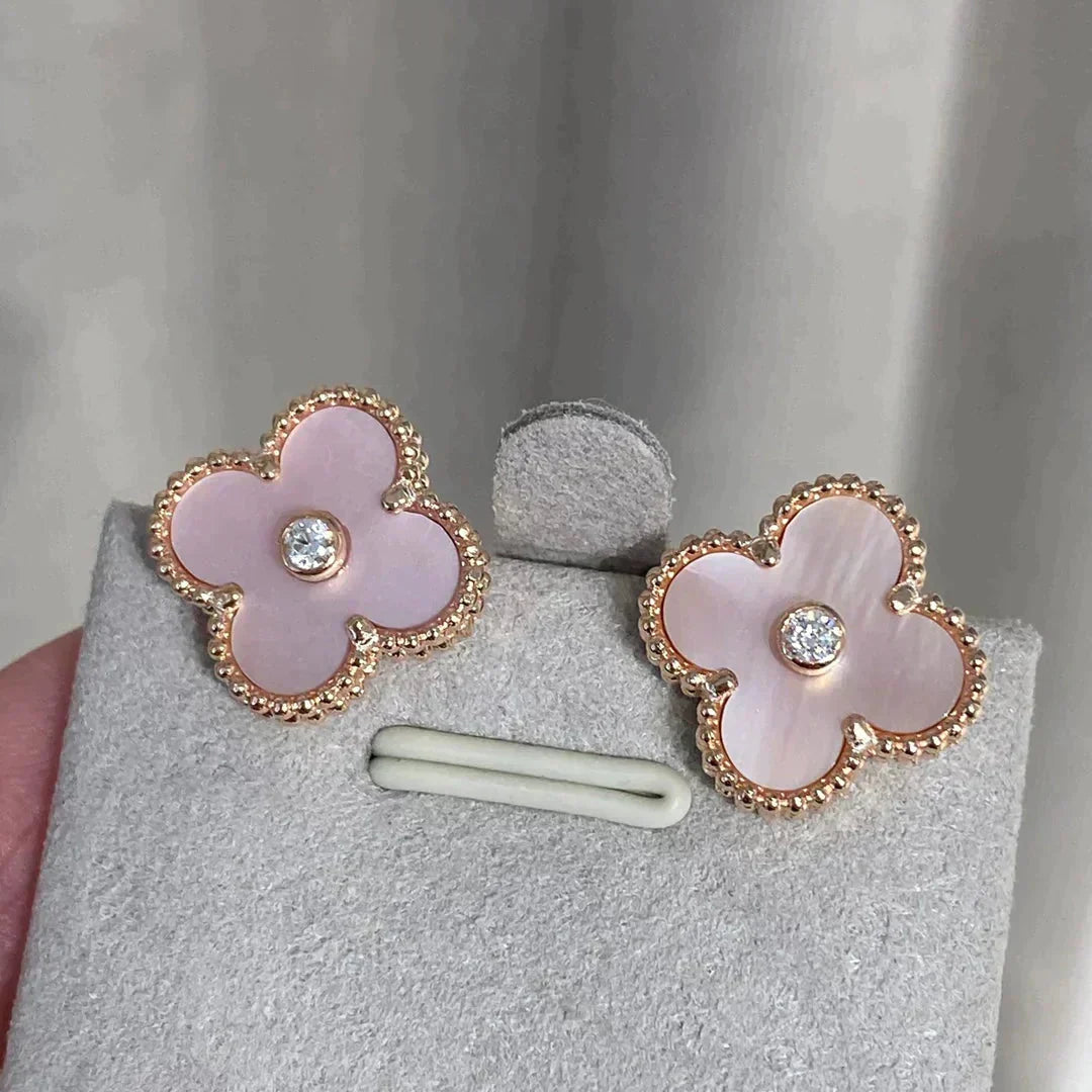 [⭐Shinejoy]クローバー ミディアム 1モチーフ ピンクマザーオブパール ダイヤモンドピアス
