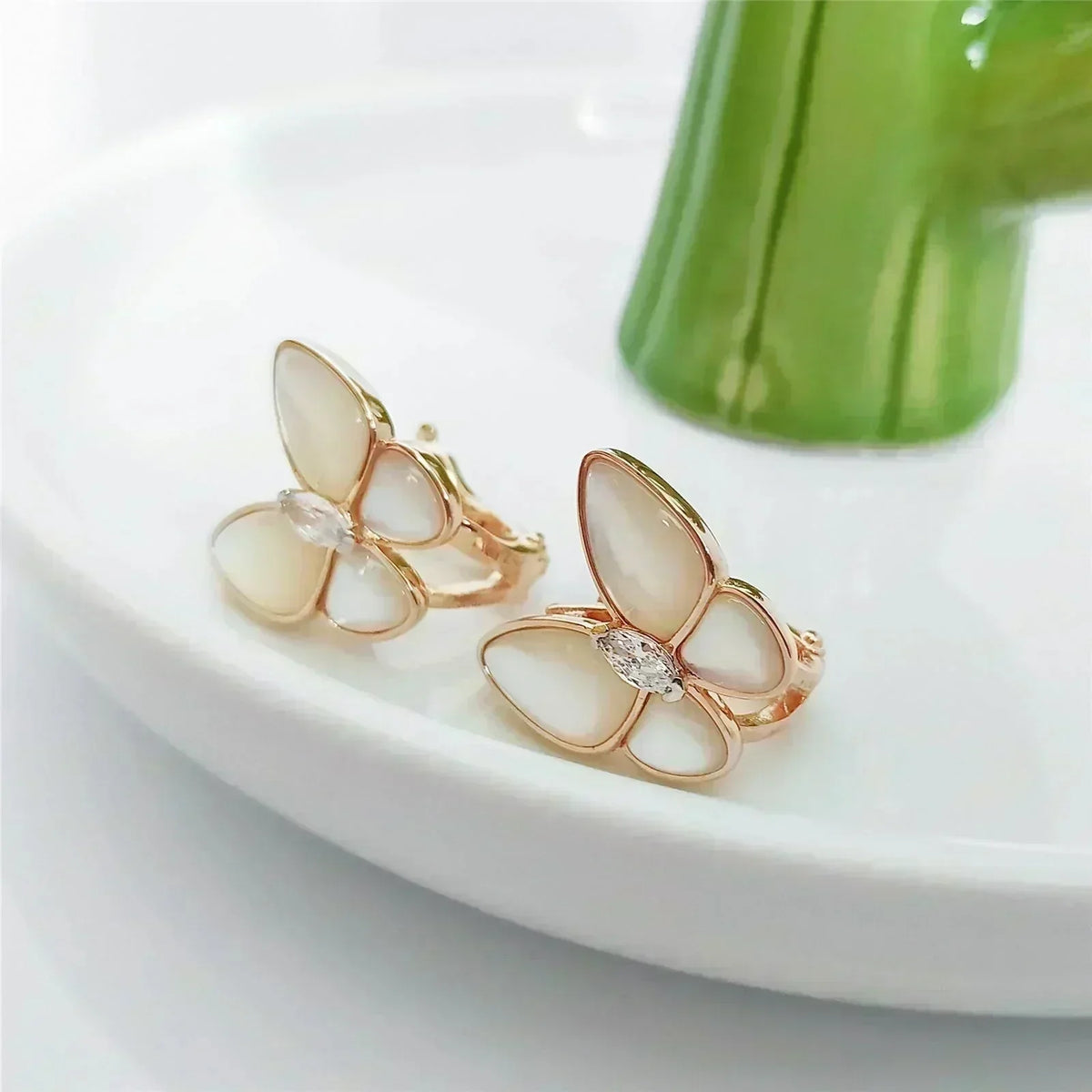 [⭐Shinejoy]バタフライモップダイヤモンドピアス