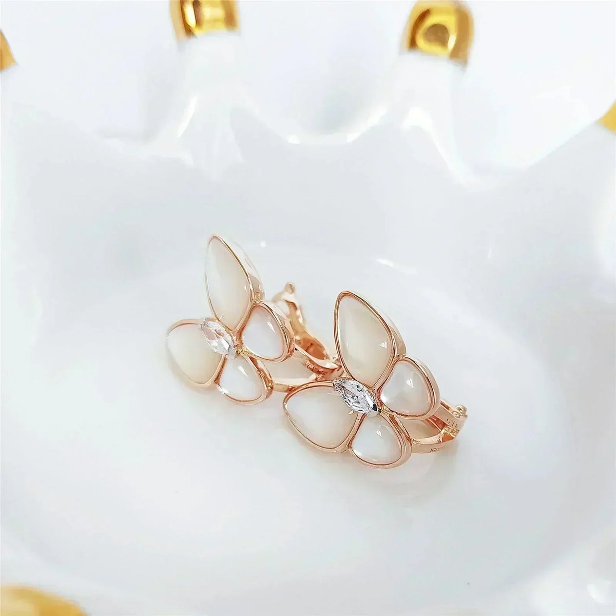 [⭐Shinejoy]バタフライモップダイヤモンドピアス