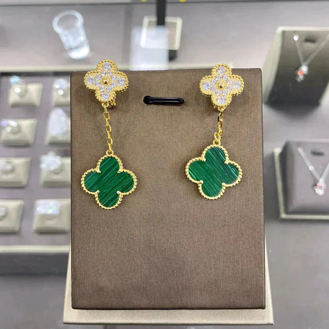 {
  "⭐Shinejoy": "CLOVER 2 MOTIFS DIAMOND EARRINGS (MULTIPLE CHOICES)"
}