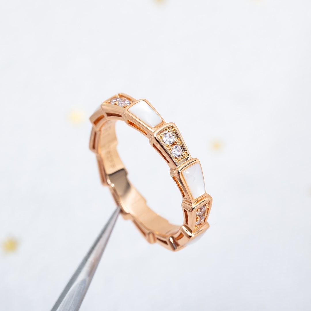 [⭐Shinejoy]セルペンティ リング ピンクゴールド ダイヤモンド マザー・オブ・パール 3mm