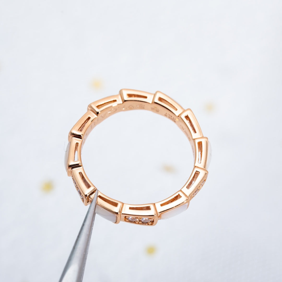 [⭐Shinejoy]セルペンティ リング ピンクゴールド ダイヤモンド マザー・オブ・パール 3mm