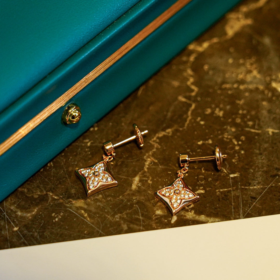 [⭐Shinejoy]スターダイヤモンドピアス ゴールド