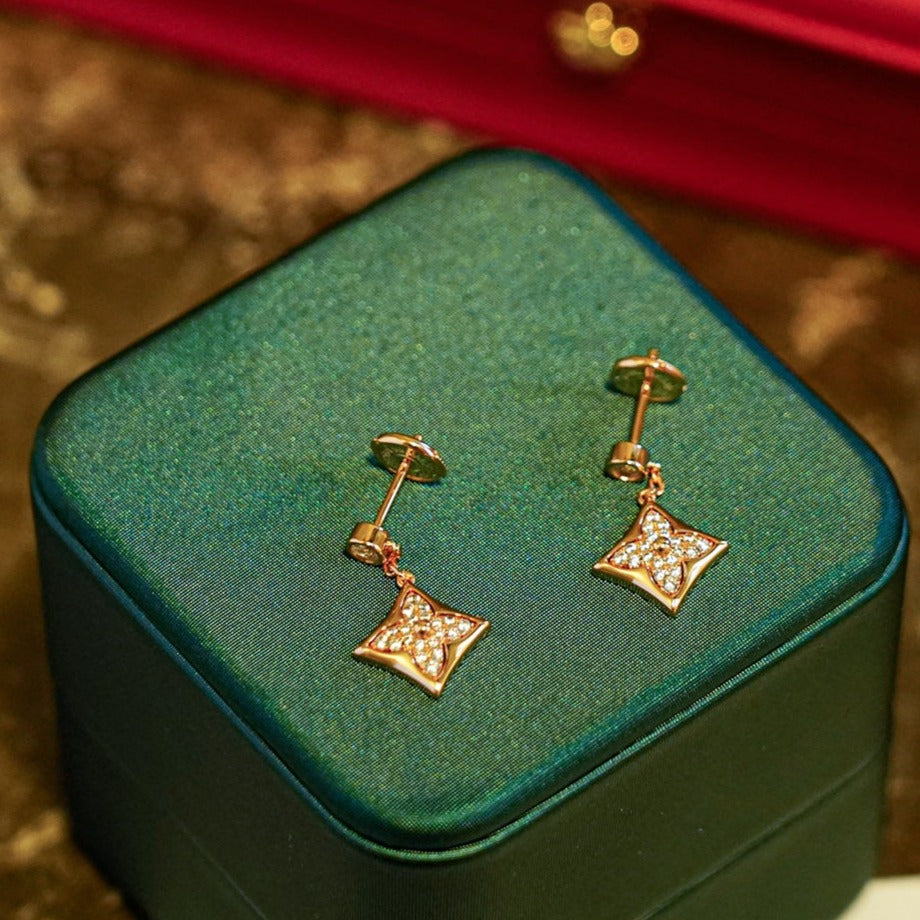 [⭐Shinejoy]スターダイヤモンドピアス ゴールド
