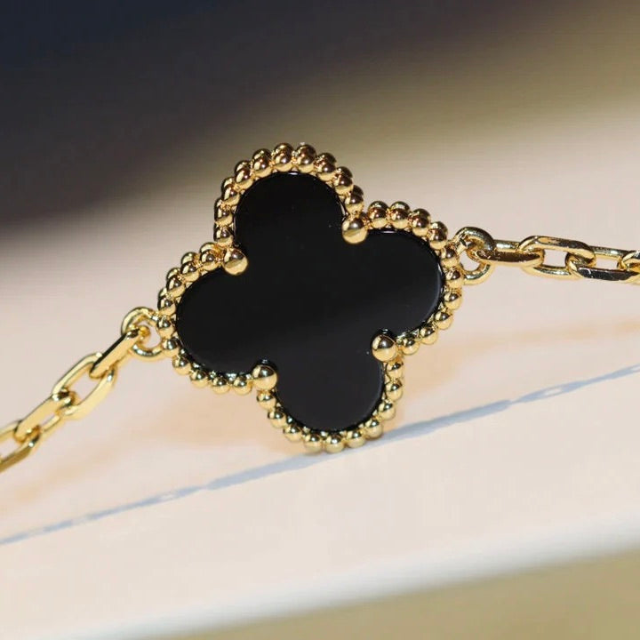 [⭐Shinejoy]CLOVER 20 MOTIVE ONYX HALSKETTE