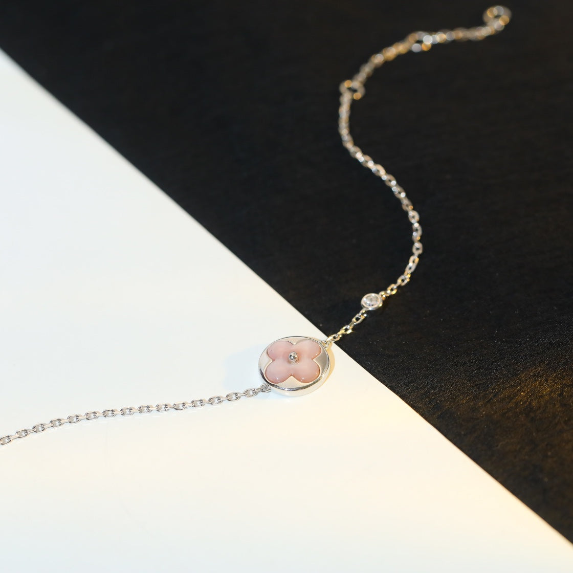 [⭐Shinejoy]サンモチーフ ピンクMOP シルバーブレスレット