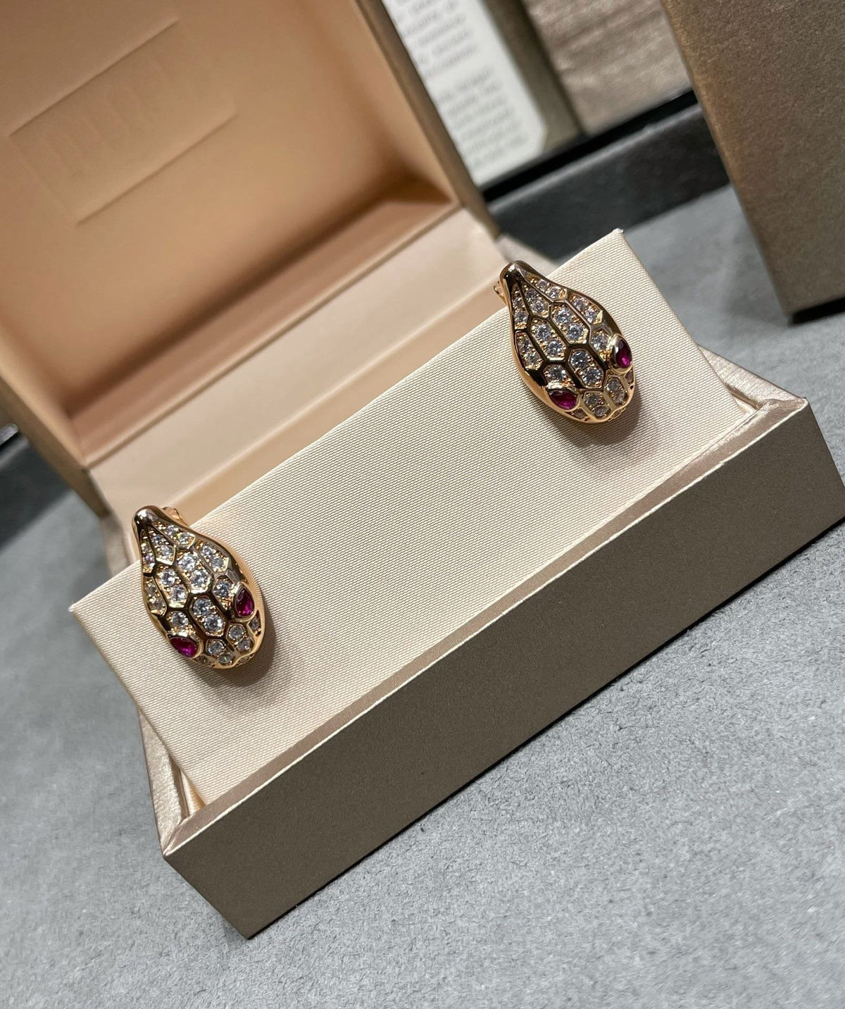 [⭐Shinejoy]SERPENT DIAMANT-OHRSTECKER