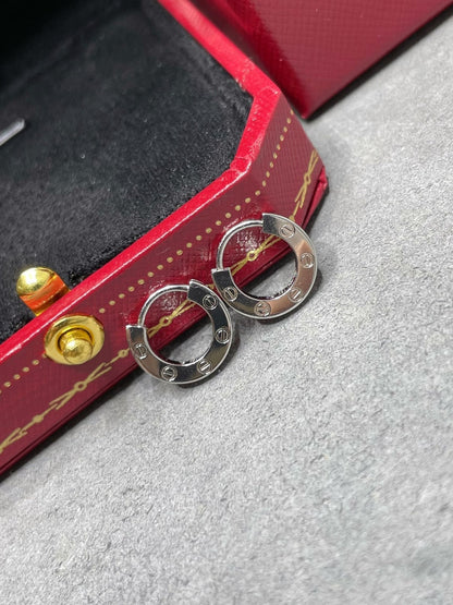 [⭐Shinejoy]LOVE ミニピアス