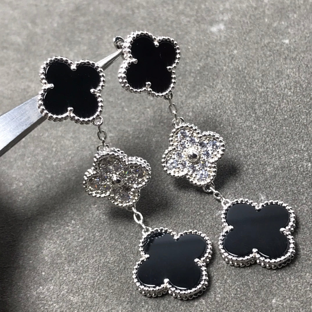 [⭐Shinejoy]クローバー 3モチーフ ダイヤモンド オニキス シルバーピアス