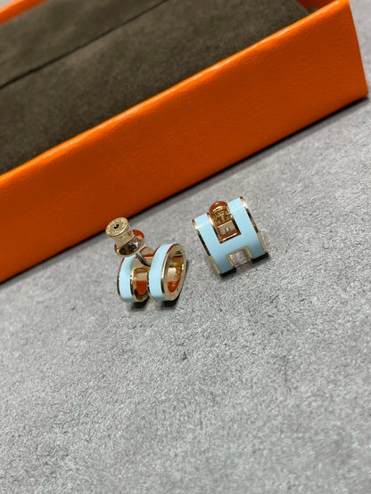 [⭐Shinejoy]POP H スカイブルー スタッドピアス