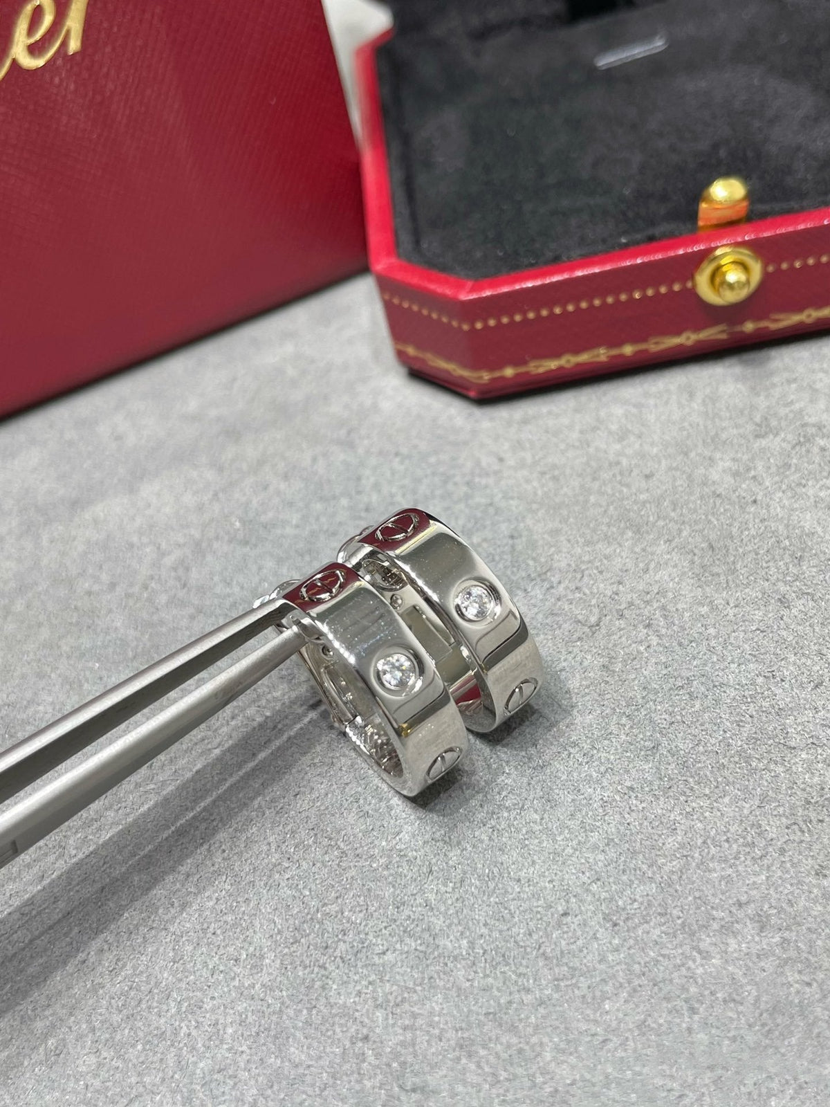 [⭐Shinejoy]LOVE 5.5MM 1粒ダイヤモンドピアス