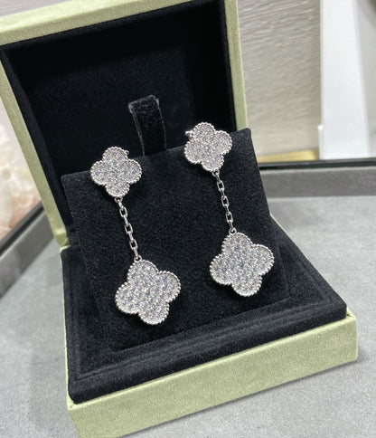 [⭐Shinejoy]CLOVER 2モチーフ ダイヤモンドパヴェ シルバーピアス