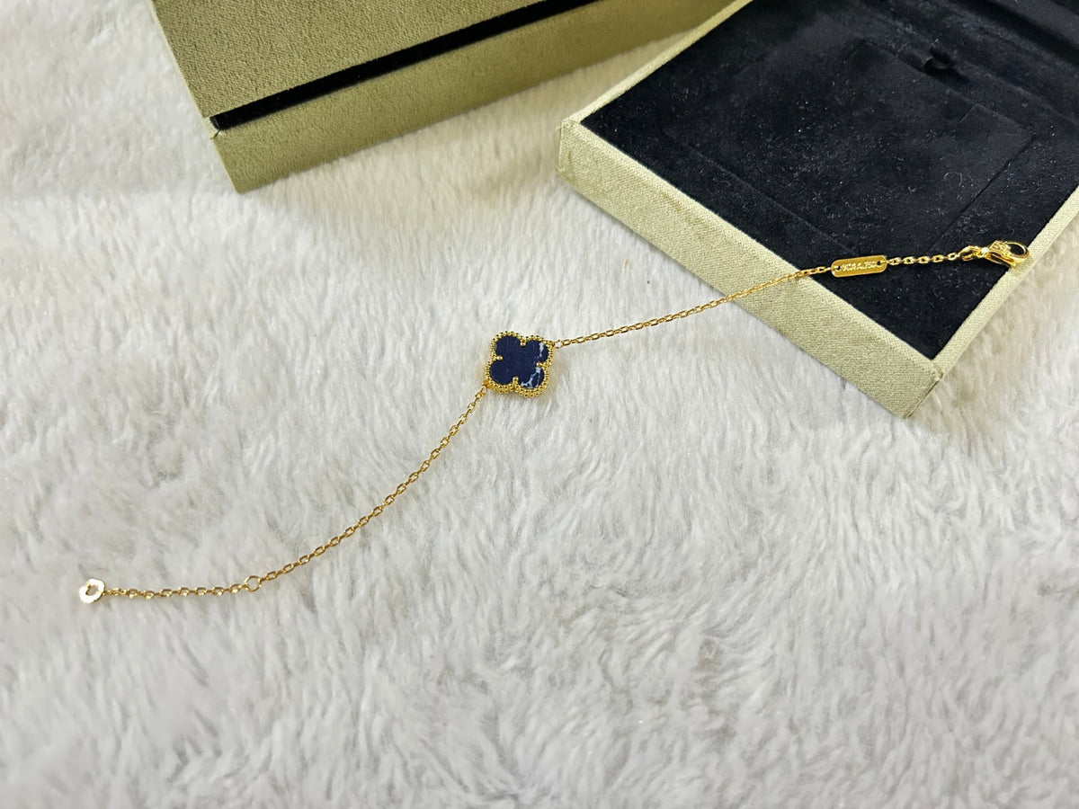 {
  "[⭐Shinejoy]CLOVER 1 MOTIF PIETERSITE BRACELET": "[⭐Shinejoy] クローバー 1モチーフ ピーターサイト ブレスレット"
}