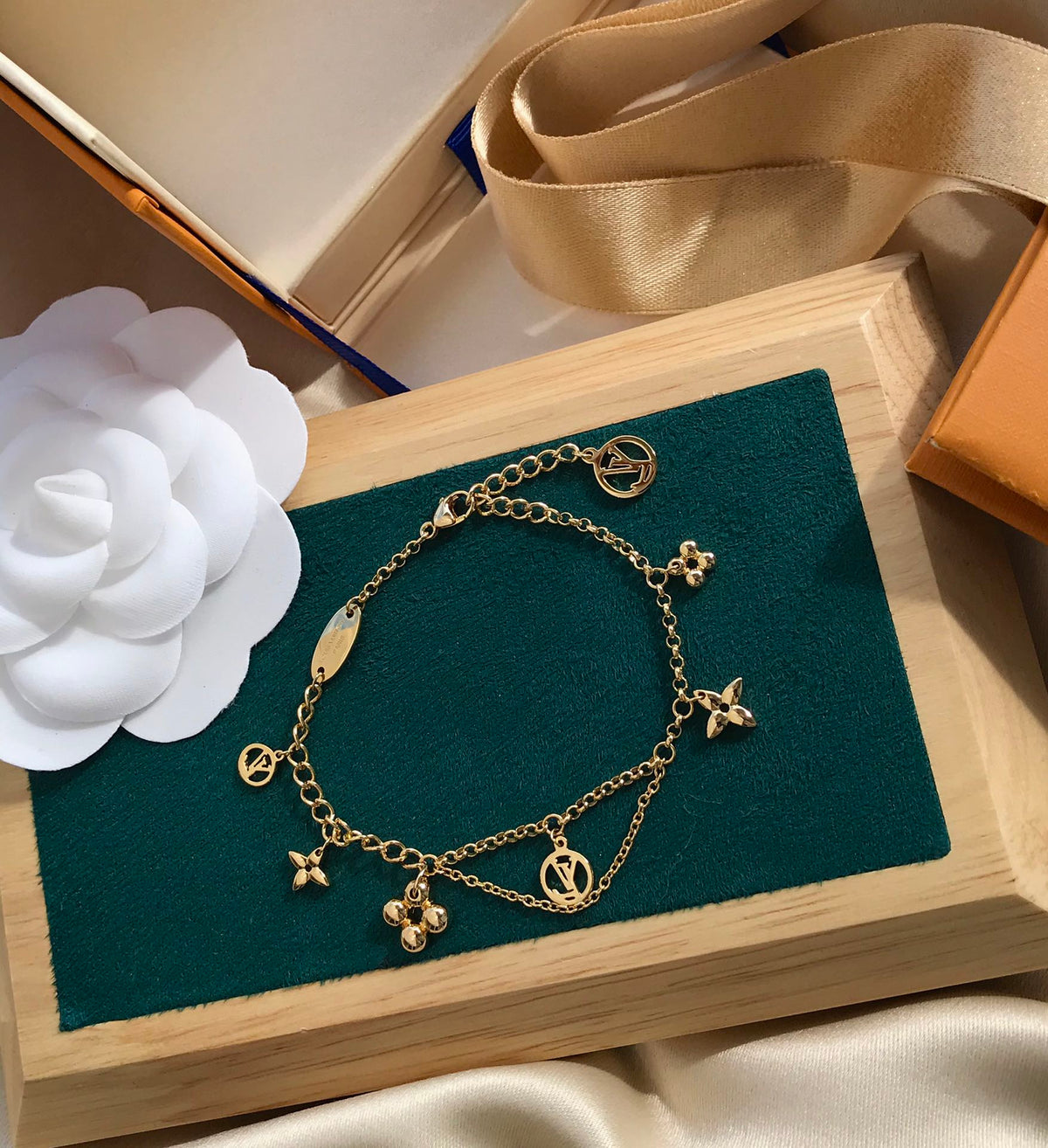[⭐Shinejoy]BLÜHENDES ROSÉGOLD-PERLMUTT-ARMBAND