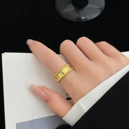{
  "[⭐Shinejoy]PERLEE SIGNATURE RING": "[⭐Shinejoy]ペルレ シグネチャー リング"
}