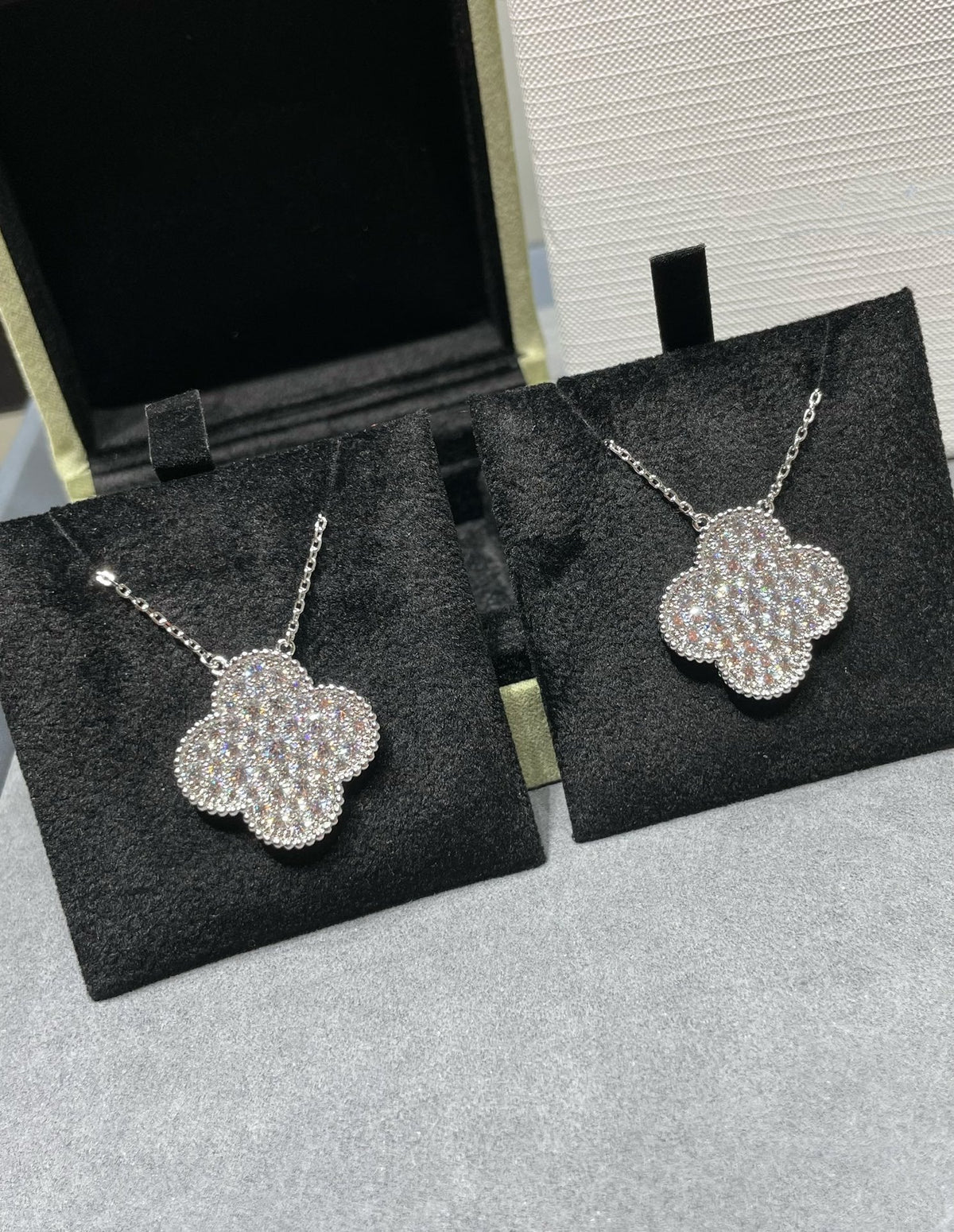 [⭐Shinejoy]CLOVER 25MM ラージペンダント ダイヤモンドパヴェ シルバーネックレス