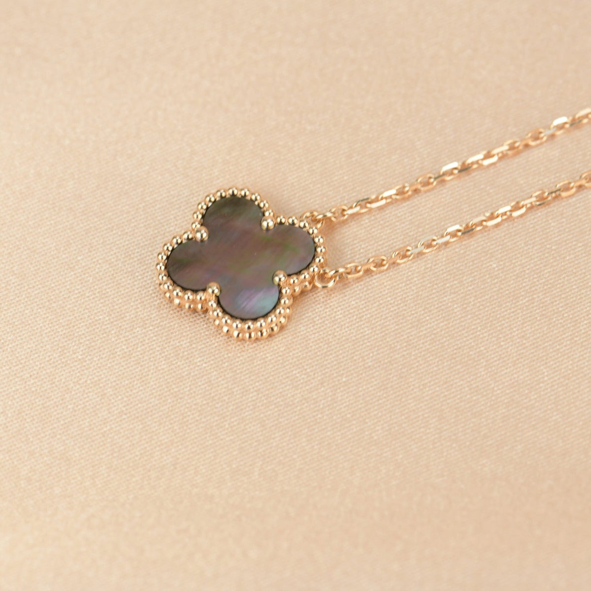 [⭐Shinejoy]CLOVER 15MM グレーマザーオブパールネックレス