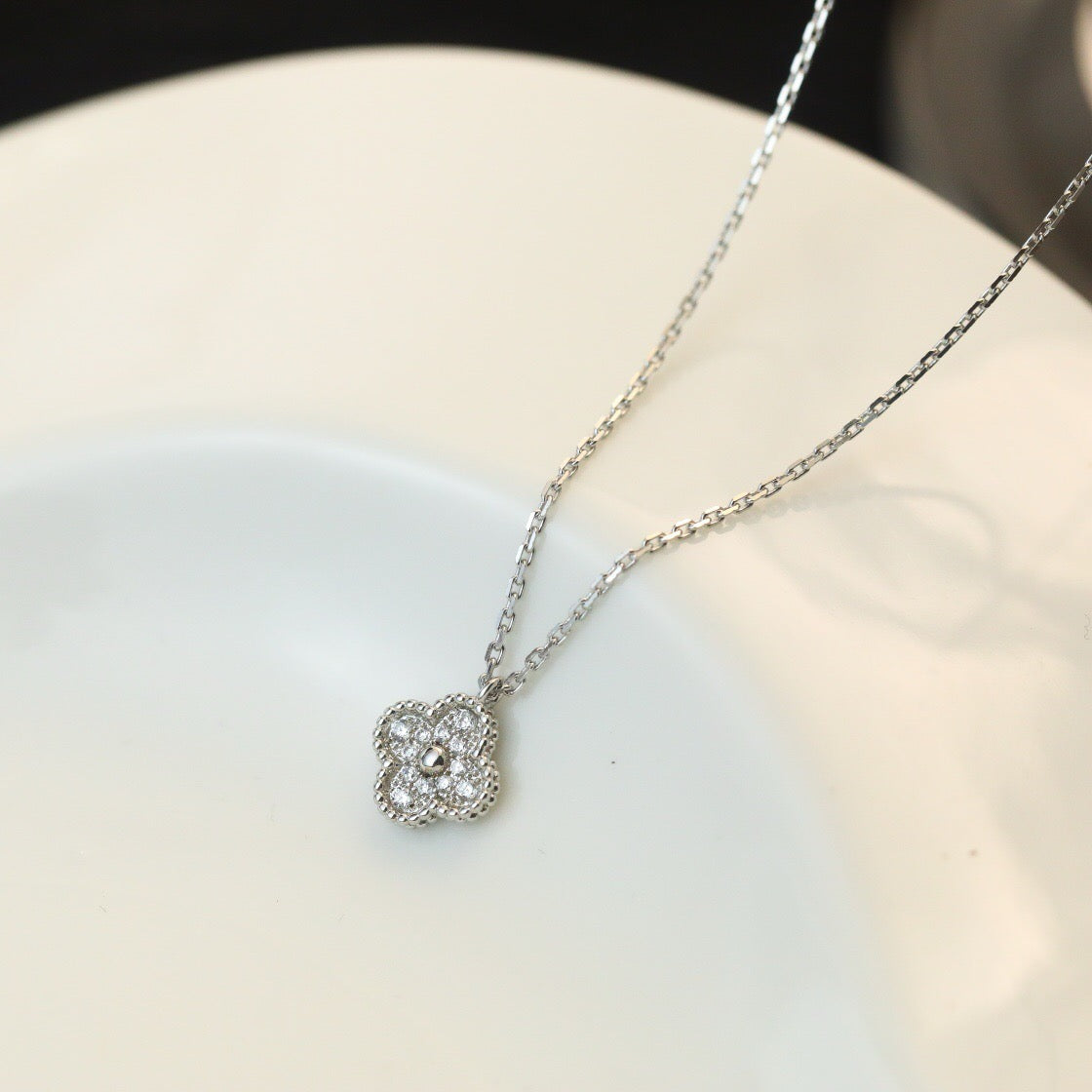 [⭐Shinejoy] CLOVER MINI 9,5 MM DIAMANT-KETTENANHÄNGER