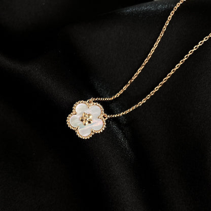 [⭐Shinejoy]LUCKY  WHITE MOP  PLUM BLOSSOM NECKLACE