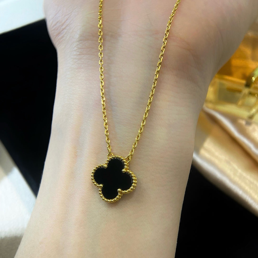 [⭐Shinejoy]CLOVER 15MM ブラックオニキス シングルフラワーネックレス