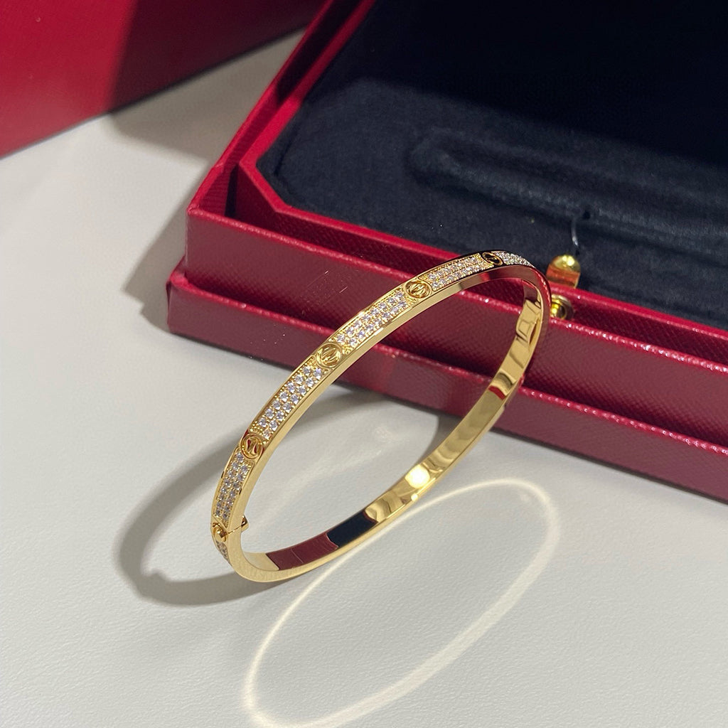 {
  "⭐Shinejoy": "LOVE ブレスレット 3.65mm ダイヤモンドパヴェ"
}