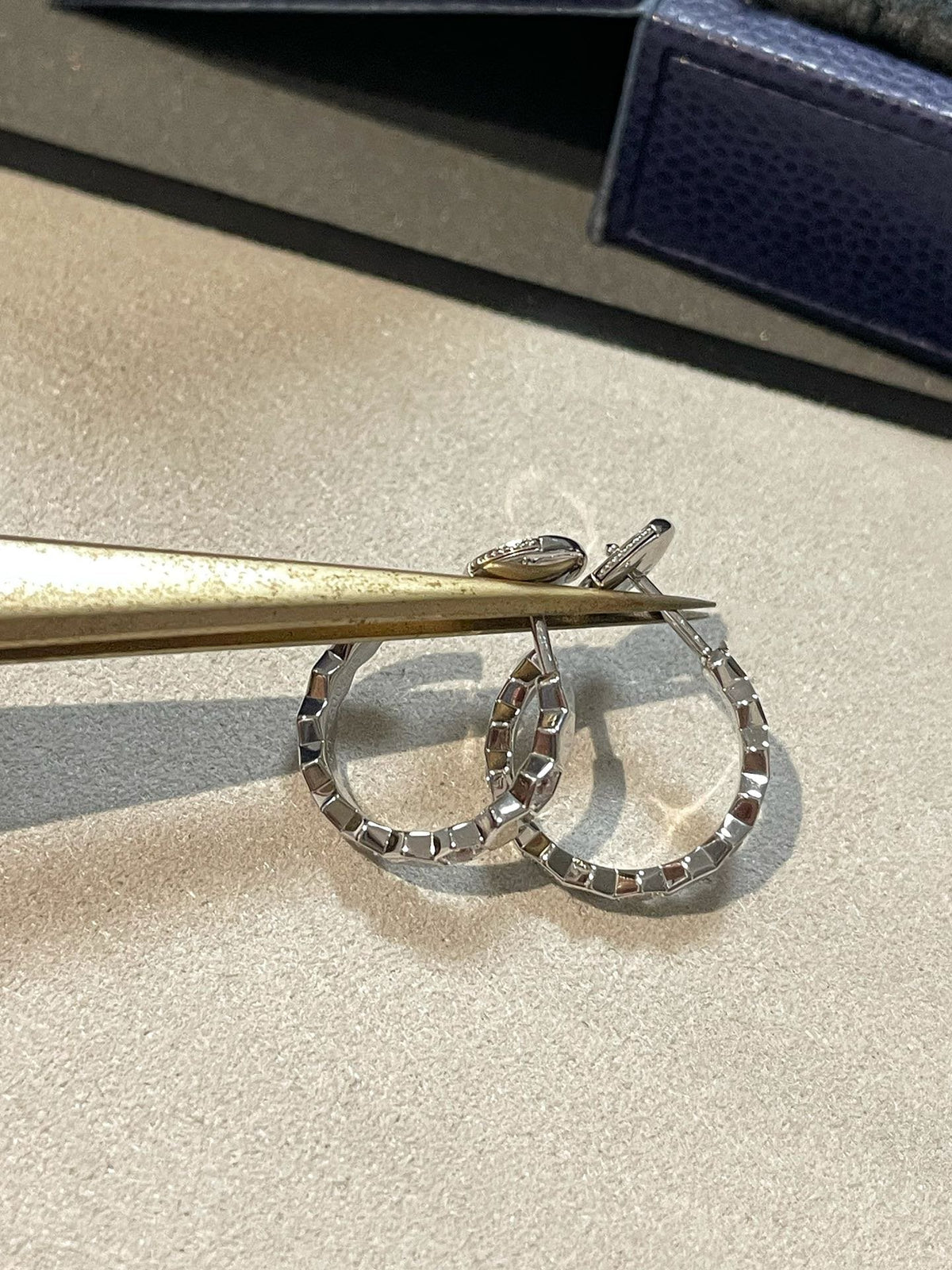 [⭐Shinejoy]透かし彫り四つ葉のクローバー型リング