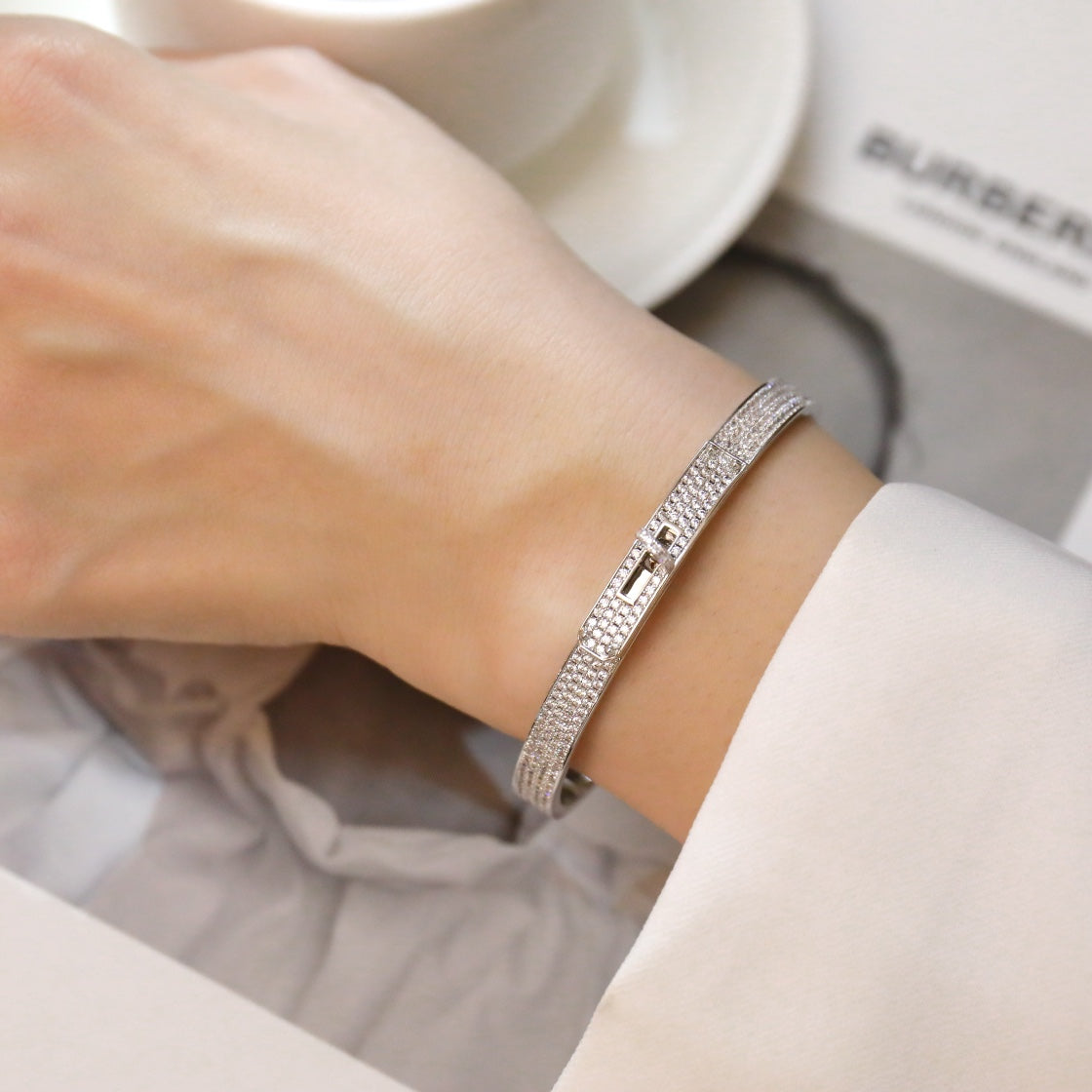 [⭐Shinejoy]KELLY BRACELET DIAMOND PAVED