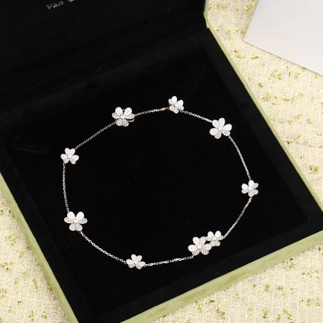 {
"⭐Shinejoy": "⭐Shinejoy",
"FRIVOLE SILVER 9 FLOWERS NECKLACE": "フリヴォル シルバー 9フラワー ネックレス"
}