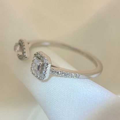 {
  "[⭐Shinejoy]MY TWIN TOI & MOI SILVER DIAMOND RING": "[⭐Shinejoy]MY TWIN トワ・エ・モア シルバーダイヤモンドリング"
}