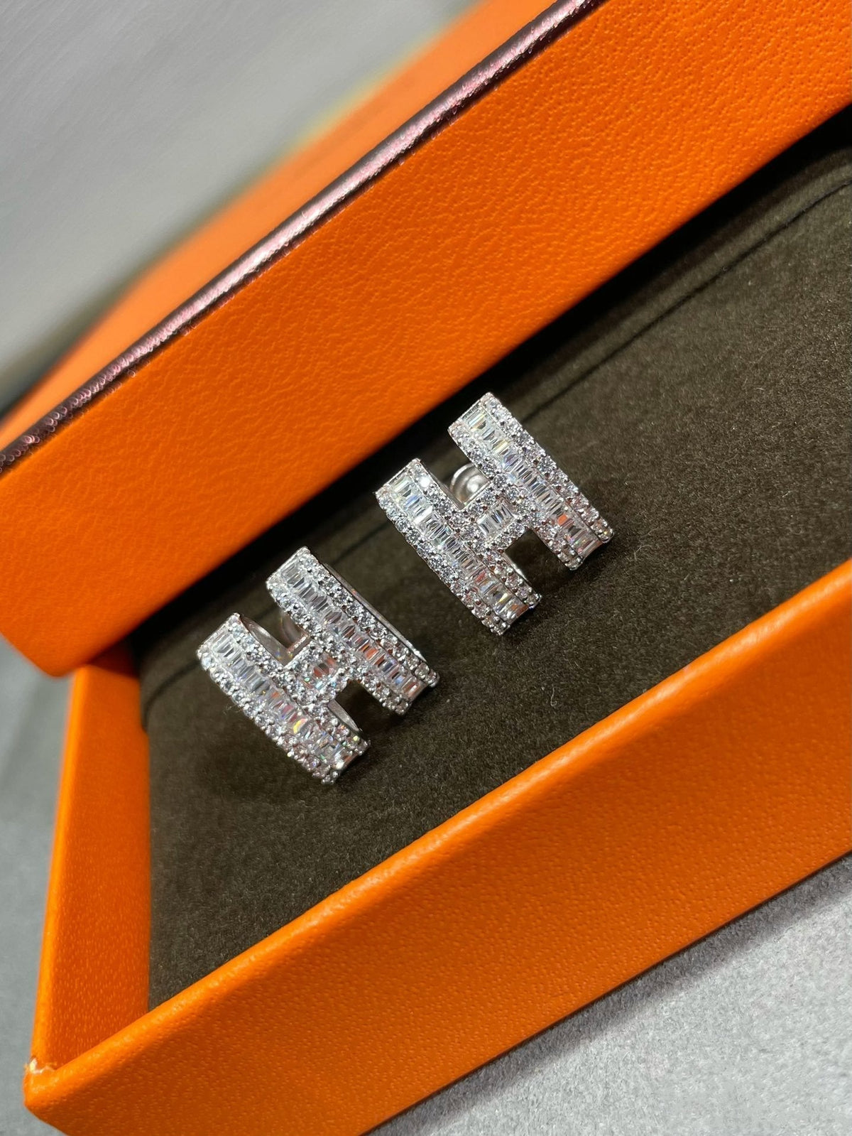 [⭐Shinejoy]Hスタッドピアス シルバーダイヤモンド