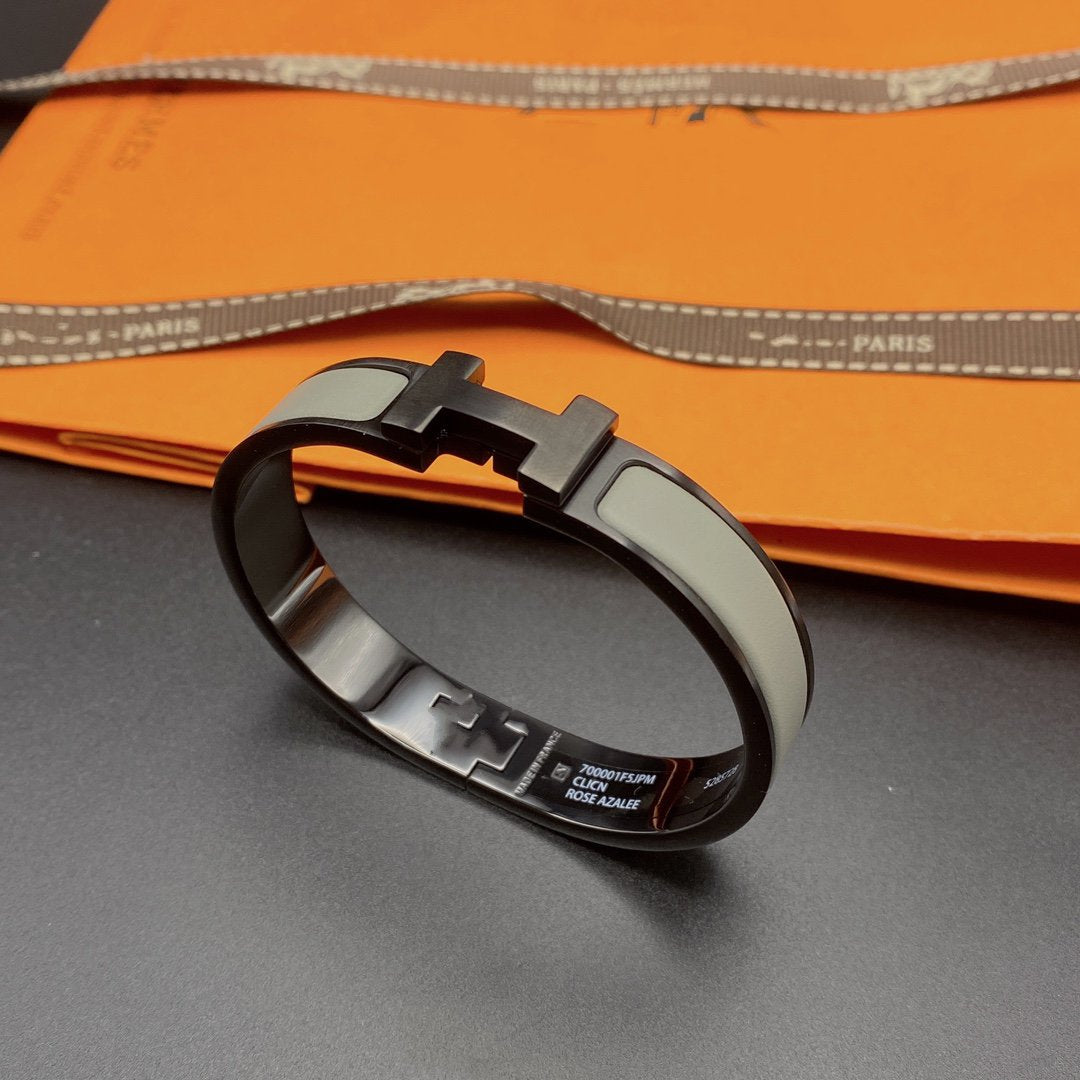 [⭐Shinejoy]CLIC HM ソーブラック グレー ブレスレット