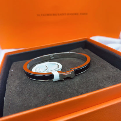 [⭐Shinejoy]CLASSIC HM CLIC BLACK 8MM ENAMEL BRACELET