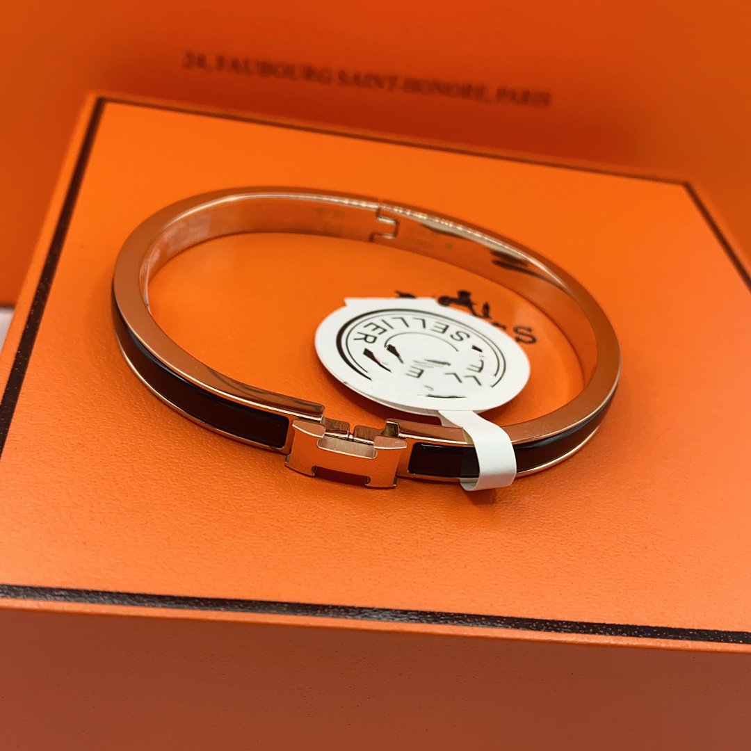[⭐Shinejoy]CLASSIC HM CLIC BLACK 8MM ENAMEL BRACELET