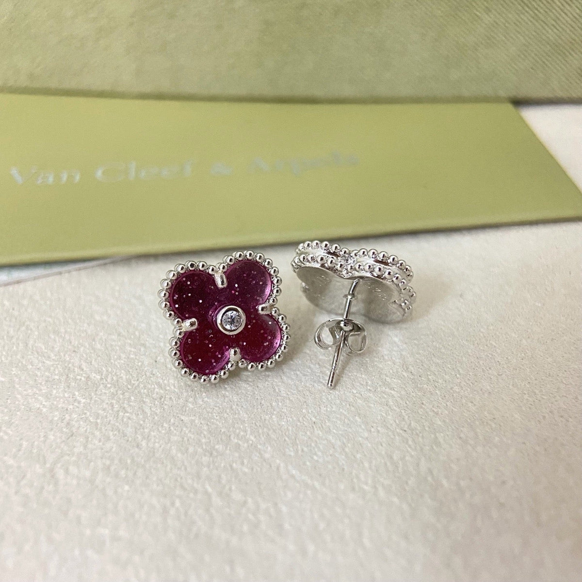 [⭐Shinejoy]2026 NEU CLOVER 1 MOTIV ROSA EMAIL-OHRSTECKER MIT DIAMANTEN