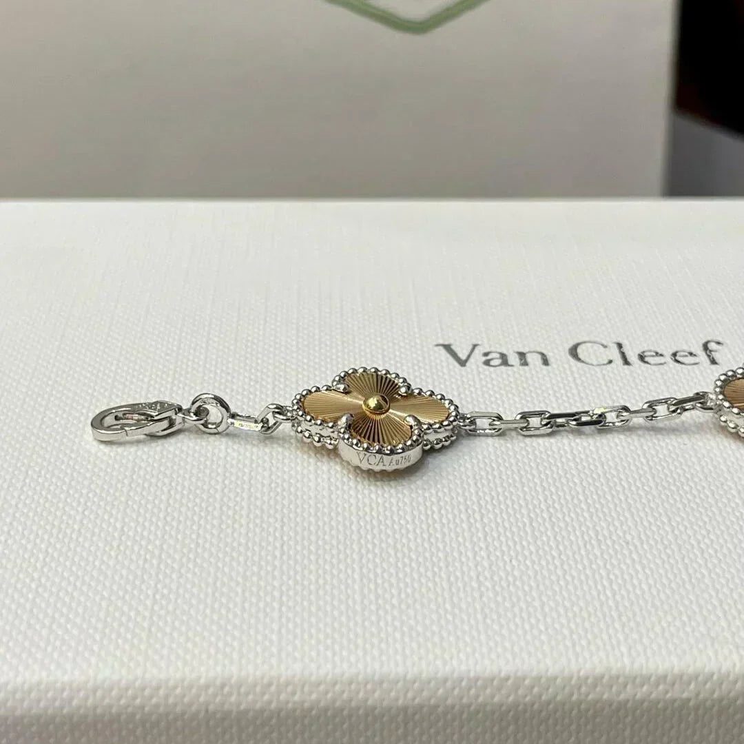 [⭐Shinejoy] CLOVER 5 MOTIF LASER BRACELET COLLECTION